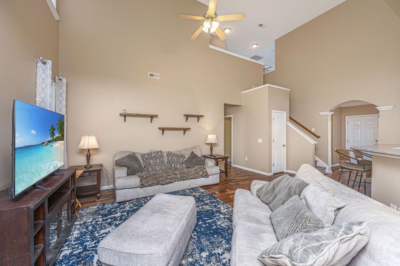 101 Burr Oak Street Photo 12