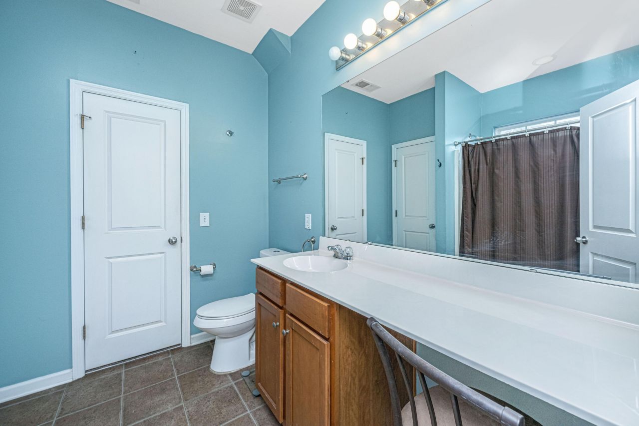 101 Burr Oak Street Photo 20