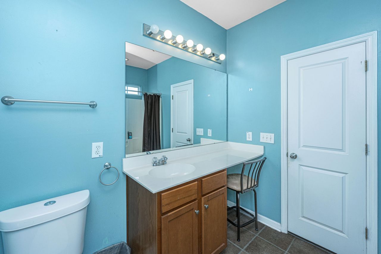 101 Burr Oak Street Photo 22