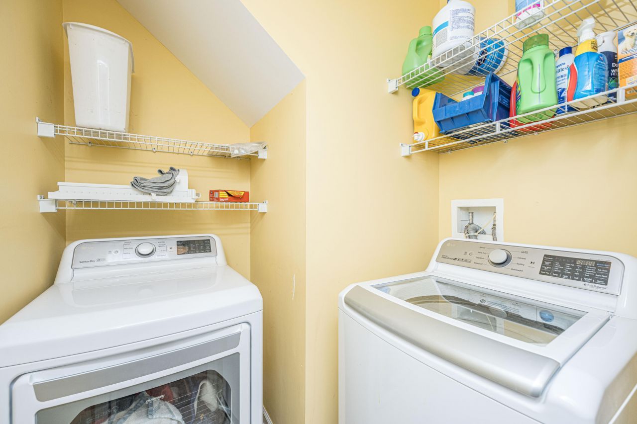 101 Burr Oak Street Photo 32