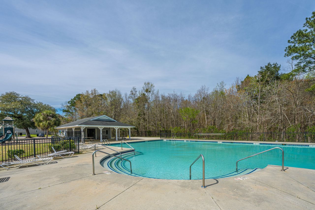 101 Burr Oak Street Photo 46