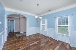 101 Burr Oak Street photo 4