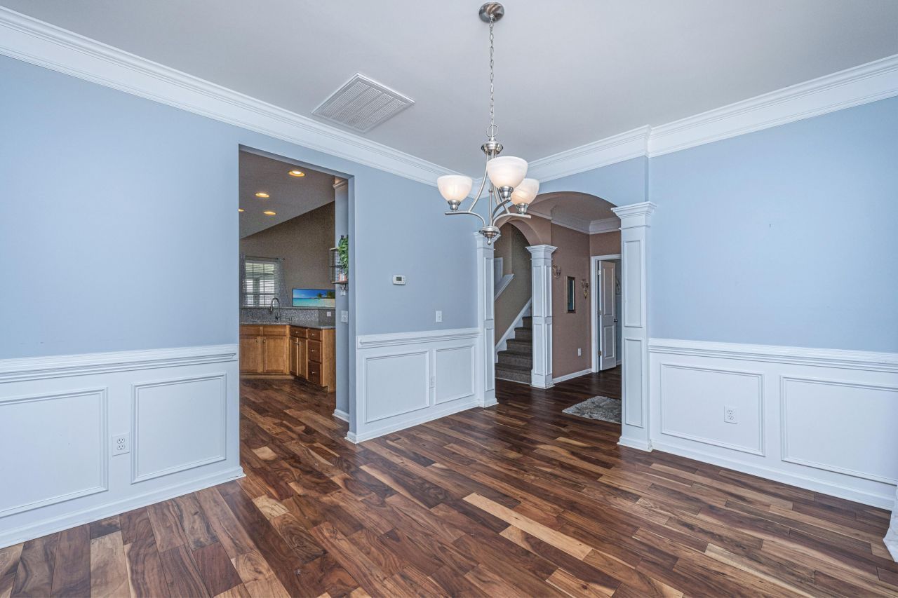 101 Burr Oak Street Photo 6