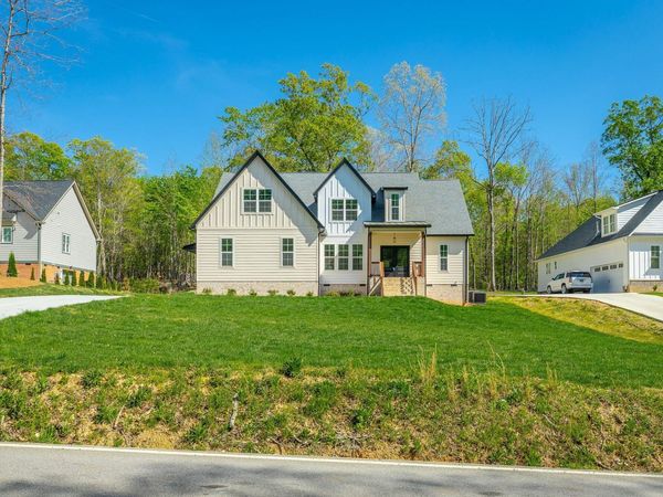 11548 Armstrong Road, Soddy Daisy, TN 37379