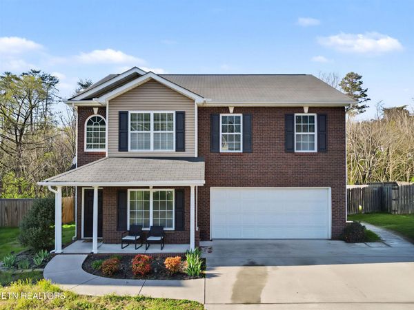 5917 Apple Valley Drive, Knoxville, TN 37924