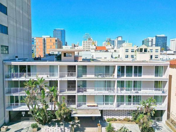 1425 Lakeside Drive, Unit 101, Oakland, CA 94612