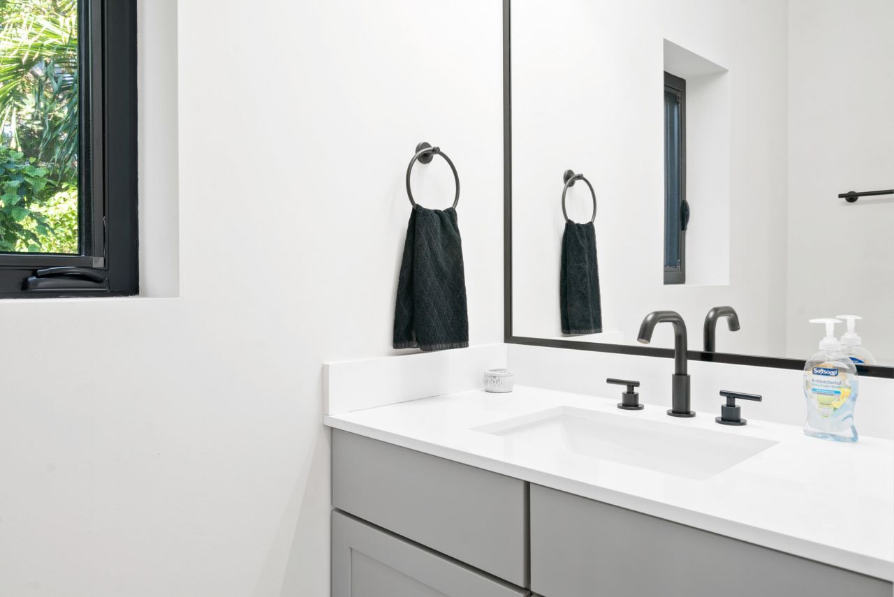 19 Coral Way, Key Largo, FL 33037 Photo