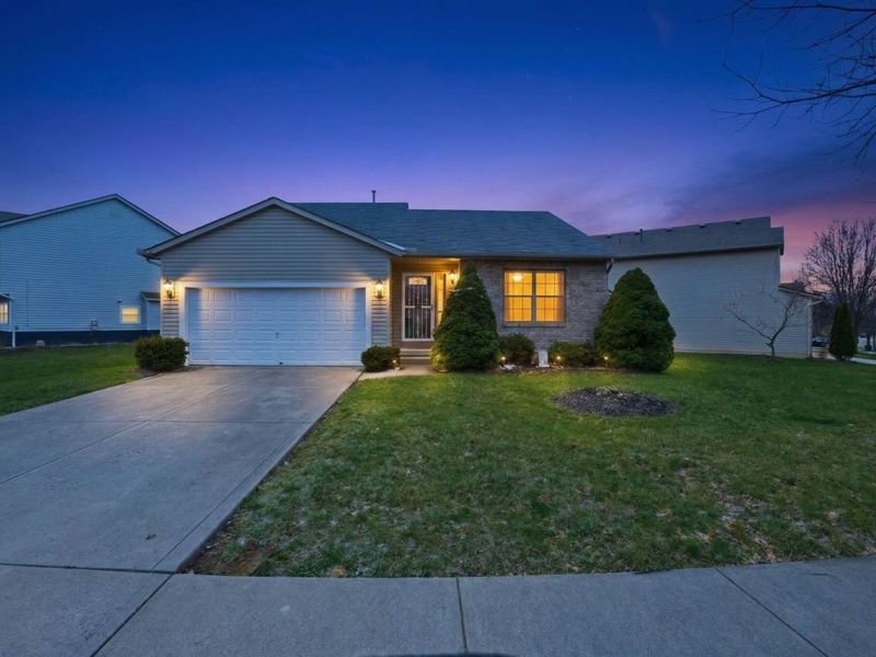 7865 Merdon Drive , Blacklick, OH 43004 Photo 1