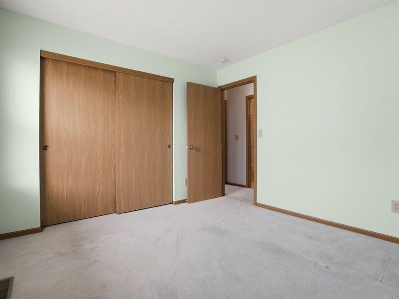 7865 Merdon Drive , Blacklick, OH 43004 Photo 27