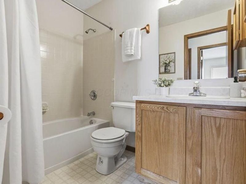 7865 Merdon Drive , Blacklick, OH 43004 Photo 30