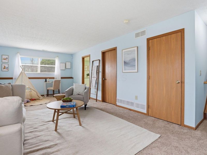 7865 Merdon Drive , Blacklick, OH 43004 Photo 36