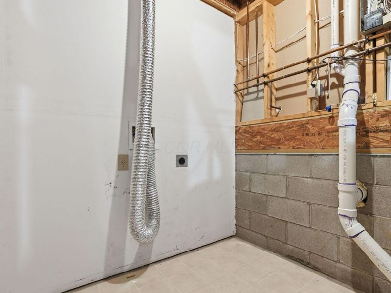 7865 Merdon Drive , Blacklick, OH 43004 Photo 39