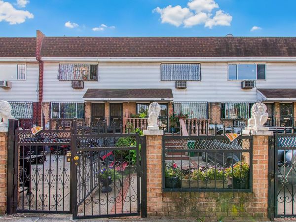 162 Ellery Street , Brooklyn, NY 11206