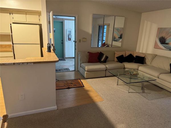 10419 E Clairmont Cir , Unit 205, Tamarac, FL 33321