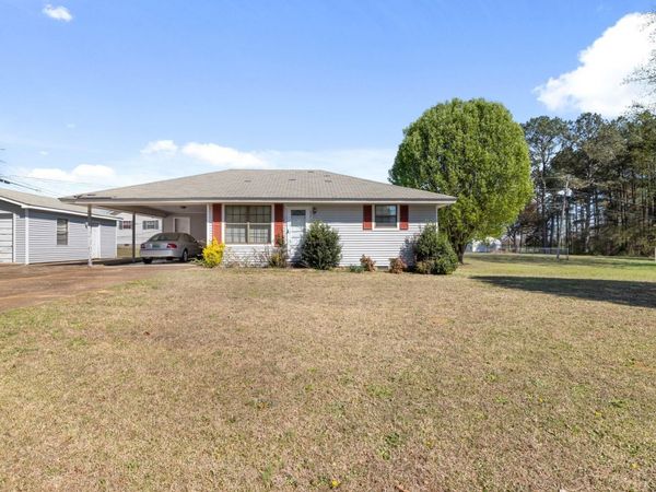 4136 Co Rd 25, Killen, AL