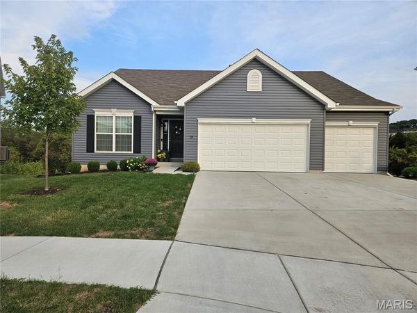 721 Creek View Drive, Fenton, MO 63026