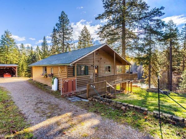 2353C Addy Gifford Rd, Addy, WA 99101