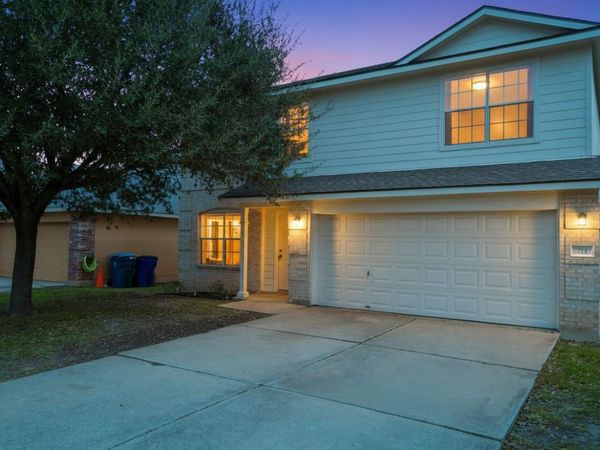 714 Lavaca LOOP, Elgin, TX 78621