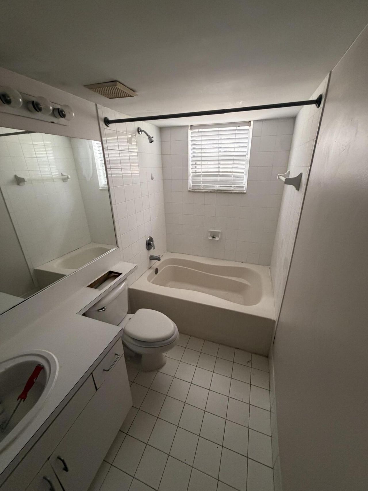 2123 Renaissance Boulevard, Unit 202, Miramar, FL 33025 Photo