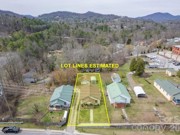 400 Summit Avenue, Spruce Pine, NC 28777
