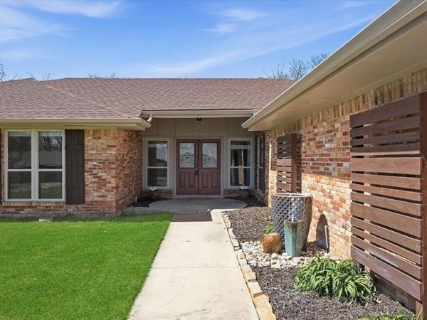 3613 Harber Drive, Bedford, TX 76021