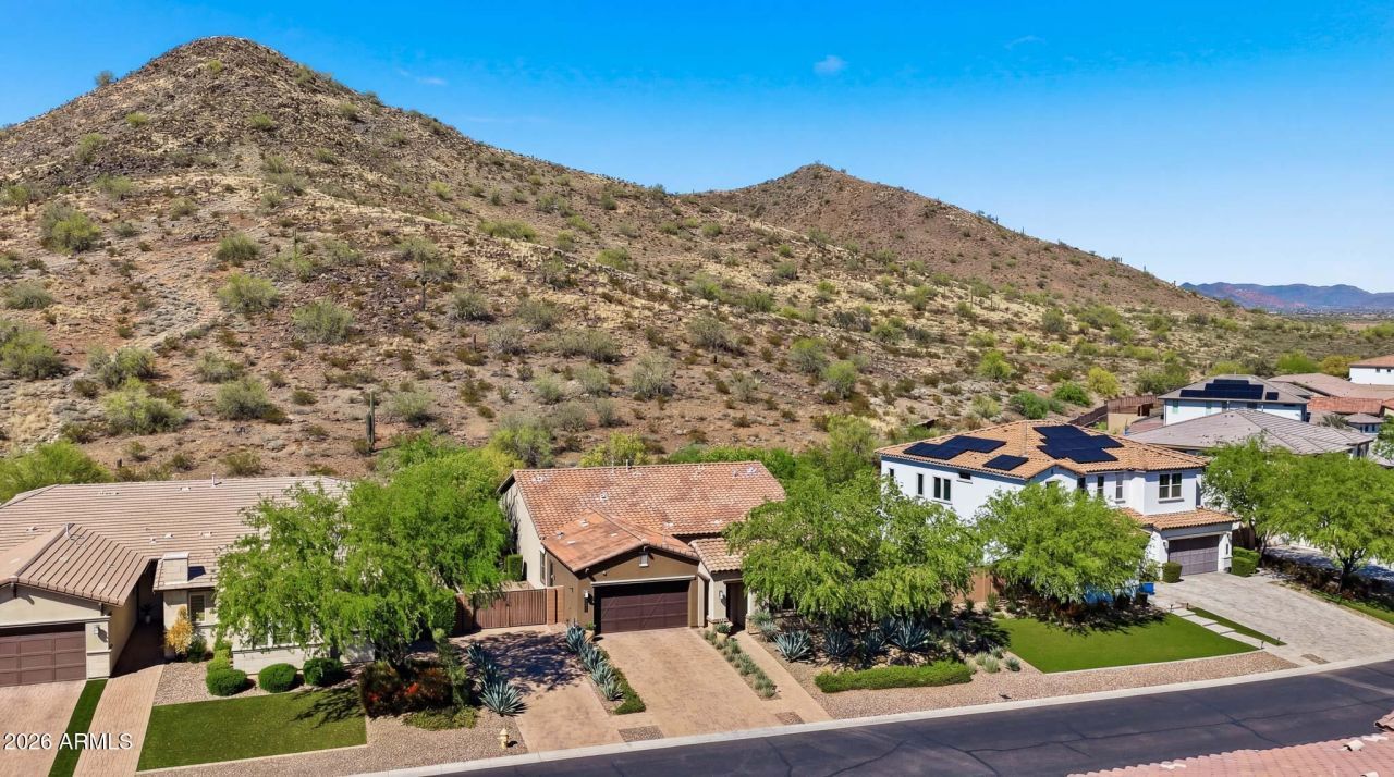 2228 E Fallen Leaf Lane, Phoenix, AZ 85024 Main Photo