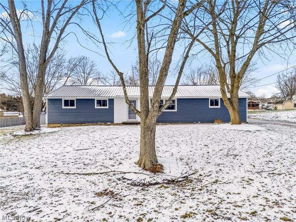 2465 Meadowside Street NW, Massillon, OH 44647