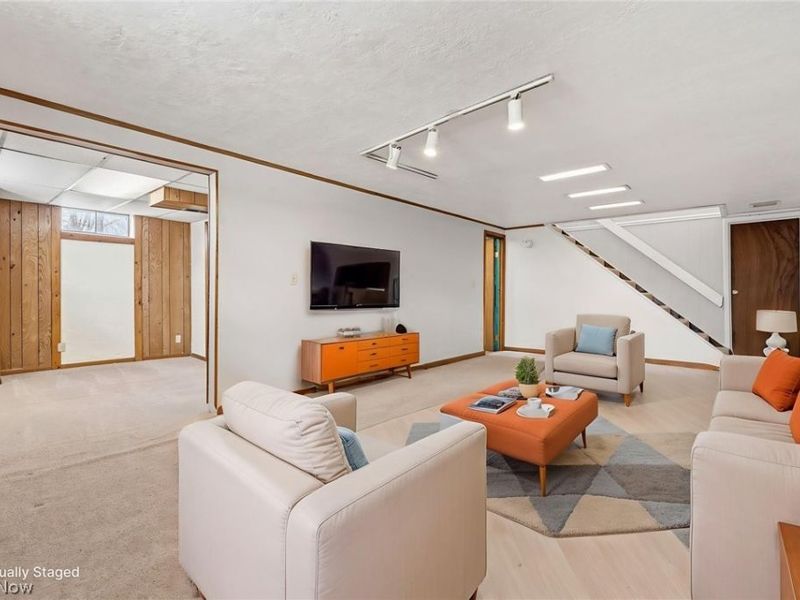 2465 Meadowside Street NW, Massillon, OH 44647 Photo 13