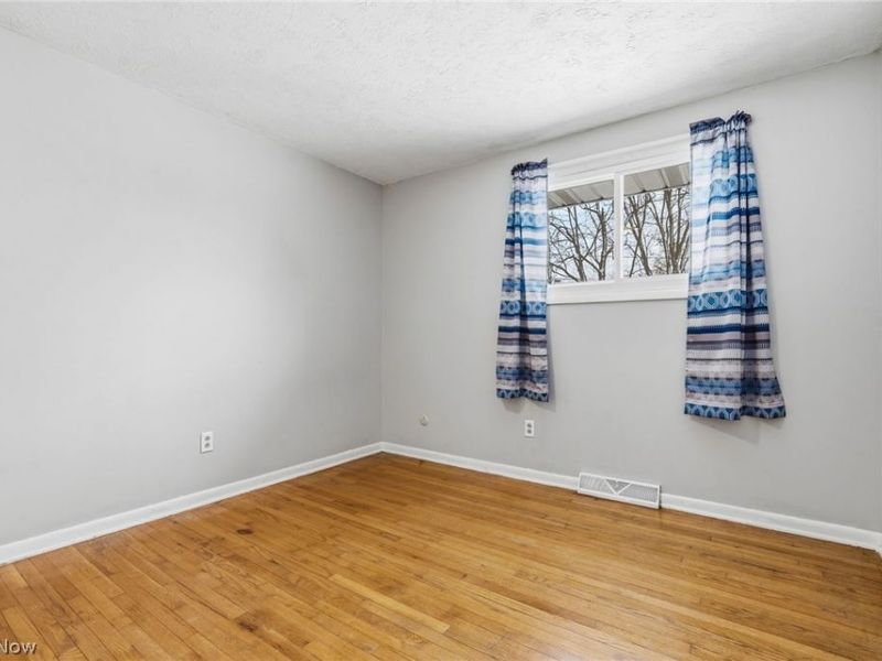 2465 Meadowside Street NW, Massillon, OH 44647 Photo 15