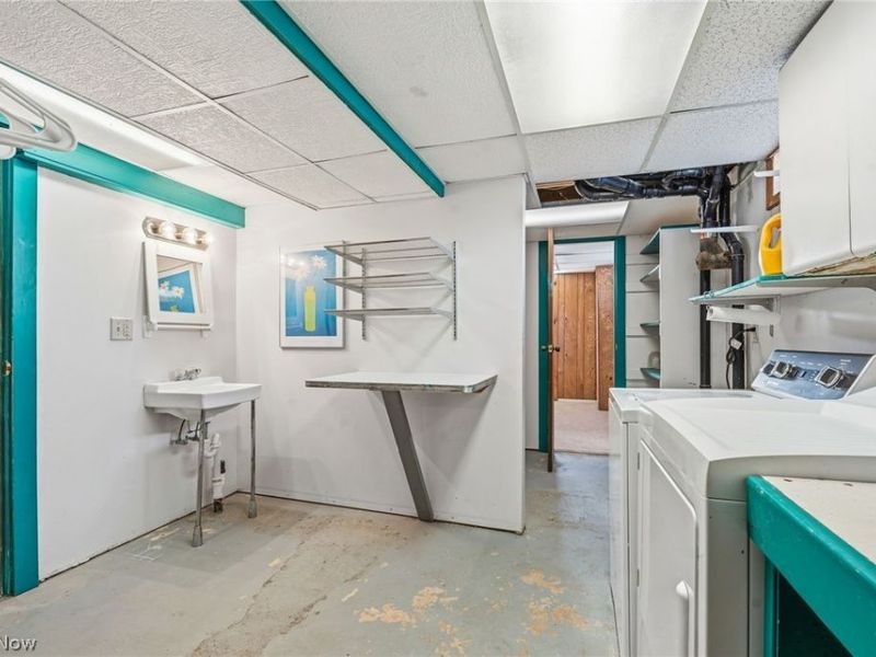 2465 Meadowside Street NW, Massillon, OH 44647 Photo 22