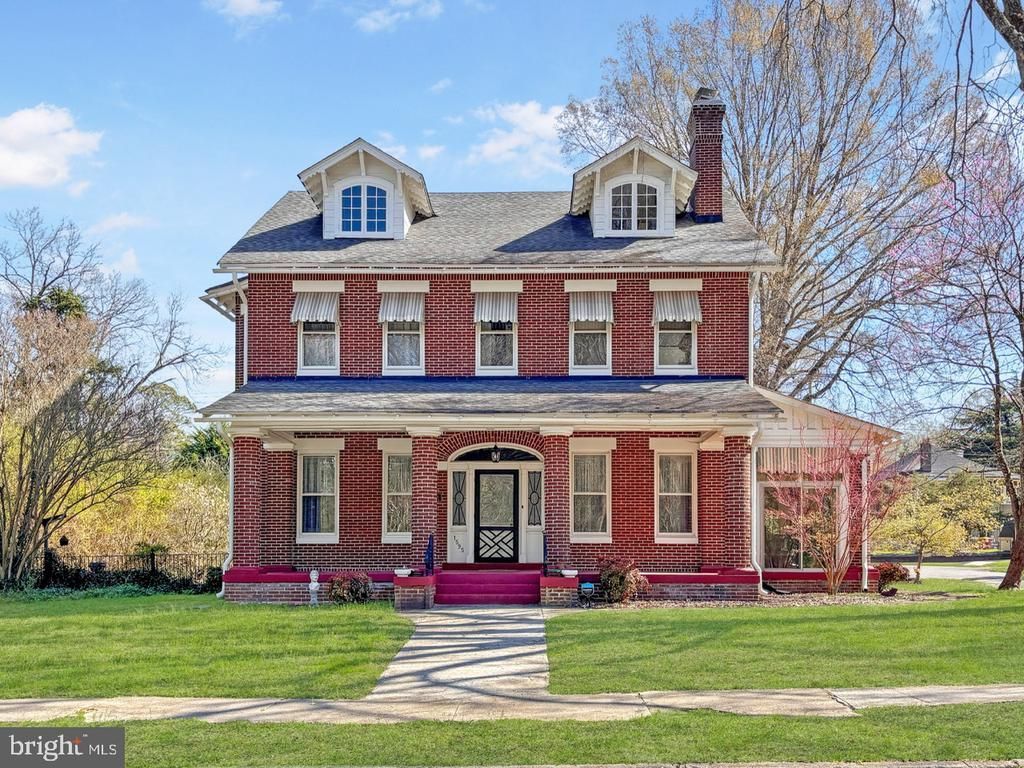 1595 Berkeley Avenue, Petersburg, VA 23805 Main Photo