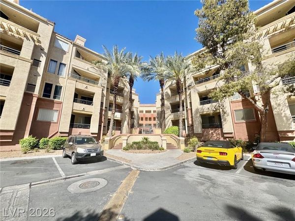 260 E Flamingo Road, Unit 203, Las Vegas, NV 89169