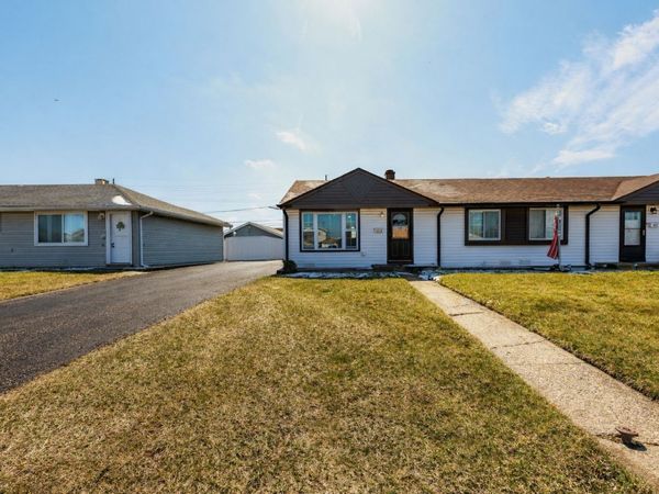 4519 W 90th Place W, Hometown, IL 60456