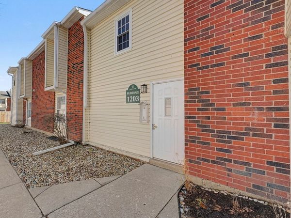 1203 WYNDHAM Court , Unit 105, Palatine, IL 60074