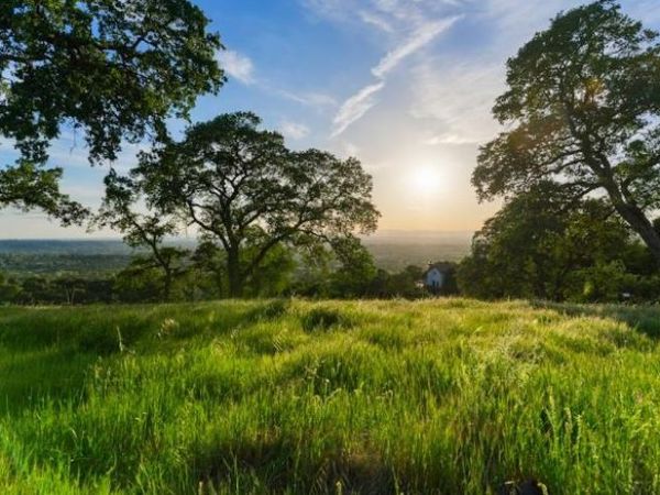 2923 China Well Rd, Auburn, CA 95603