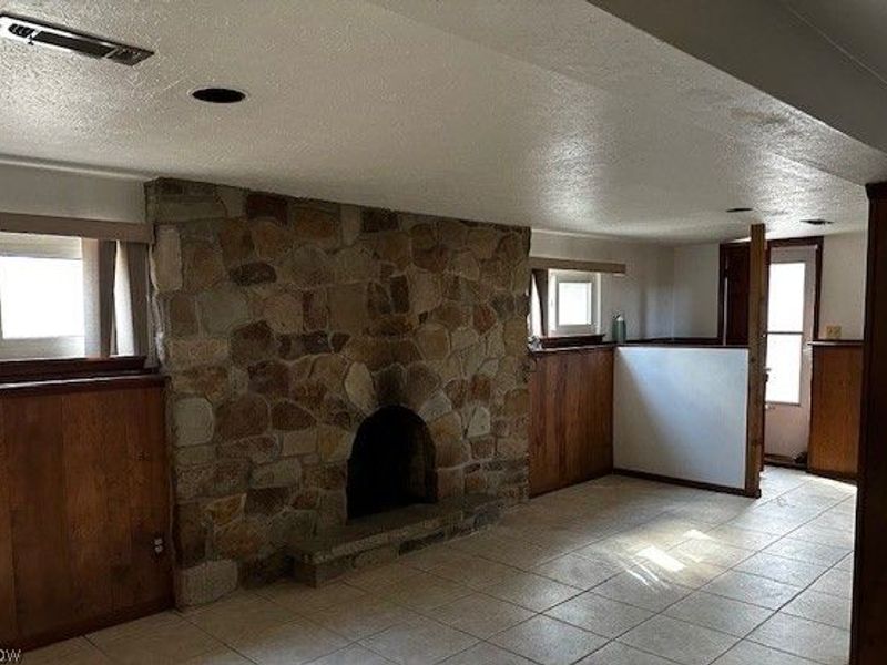 983 E 179 Street, Cleveland, OH 44119 Photo 16