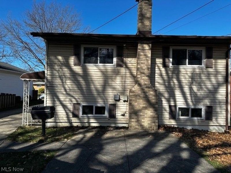 983 E 179 Street, Cleveland, OH 44119 Photo 4