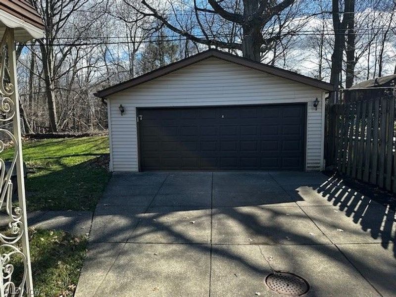 983 E 179 Street, Cleveland, OH 44119 Photo 5