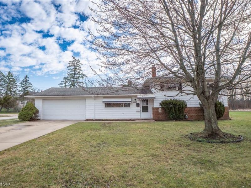 5619 Meadow Lane , Bedford, OH 44146 Photo 2