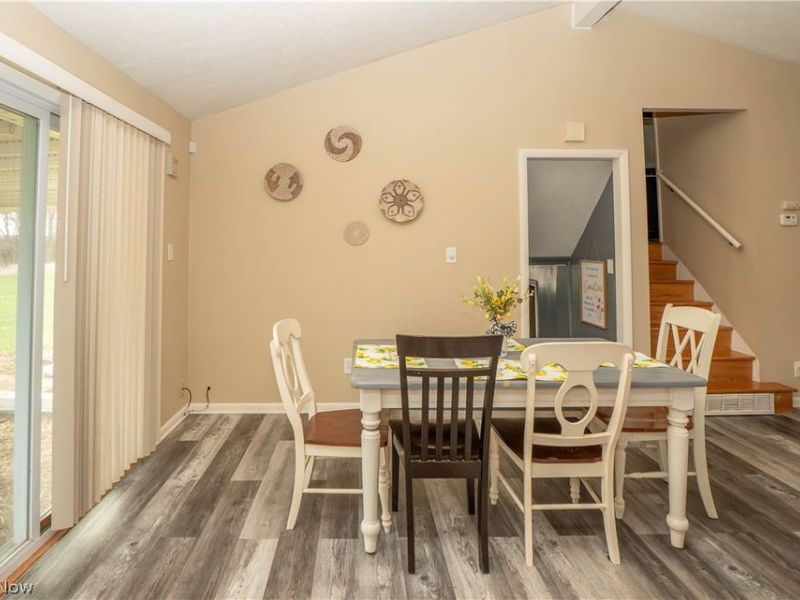 5619 Meadow Lane , Bedford, OH 44146 Photo 7