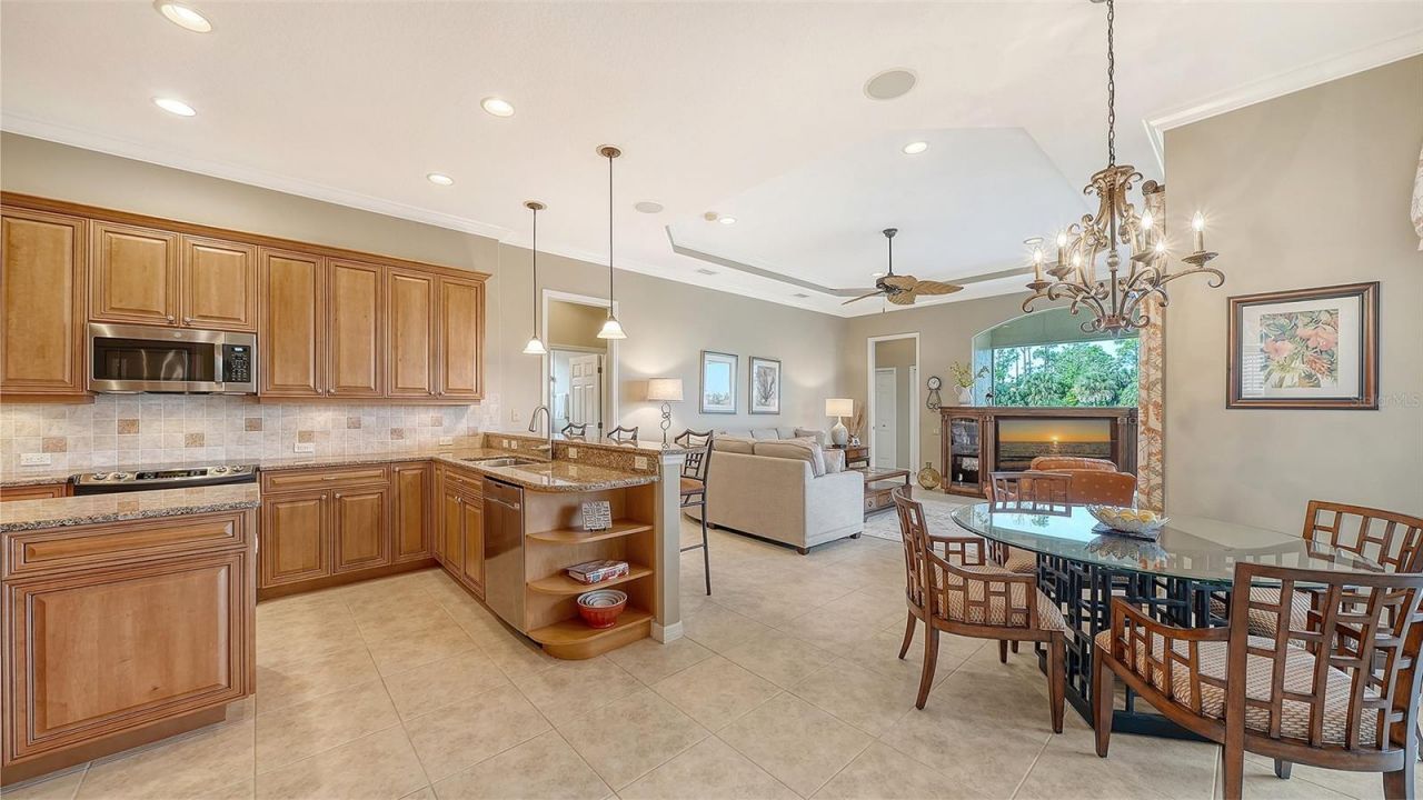 824 Amaryllis Lane, Venice, FL 34292 Photo