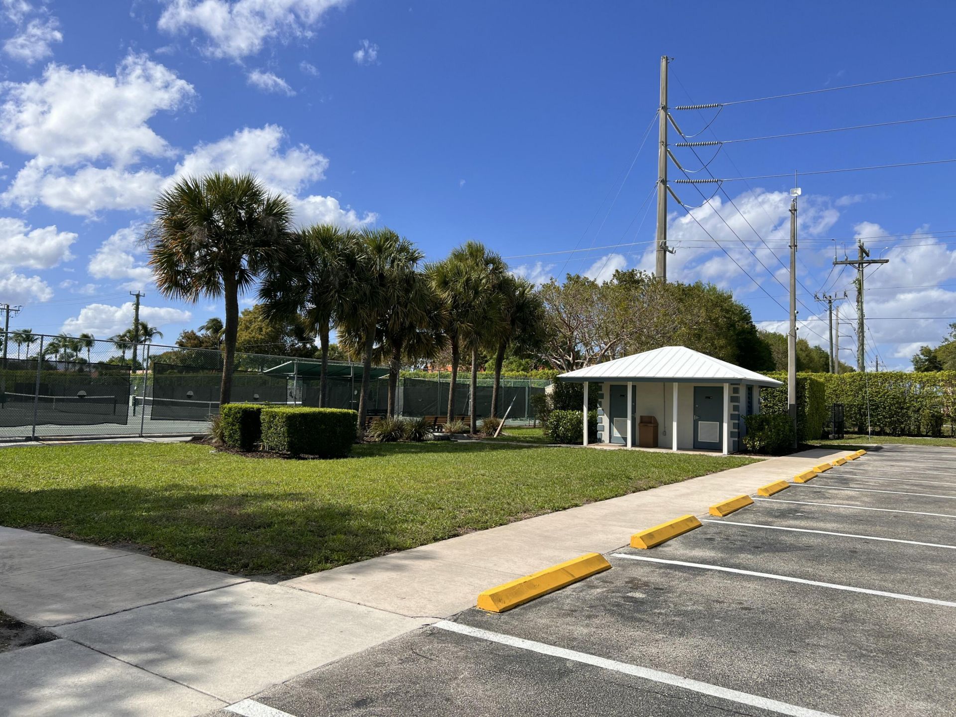 698 Normandy Lane, Unit O, Delray Beach, FL 33484 Photo