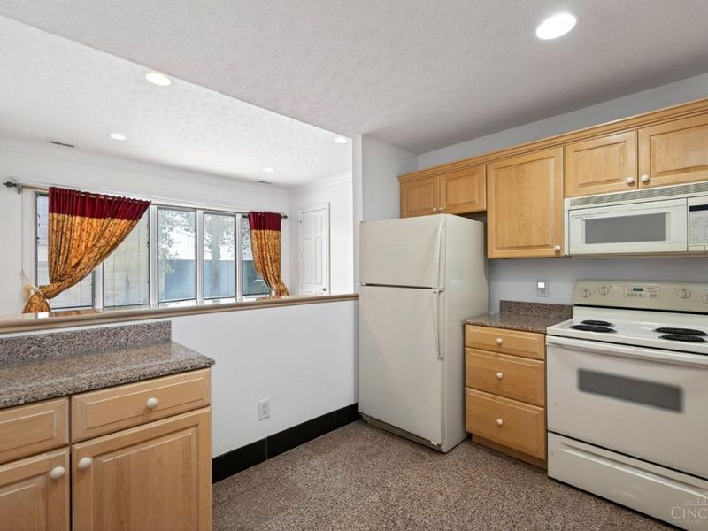 453 Timberlea Trail, Kettering, OH 45429 Photo 50