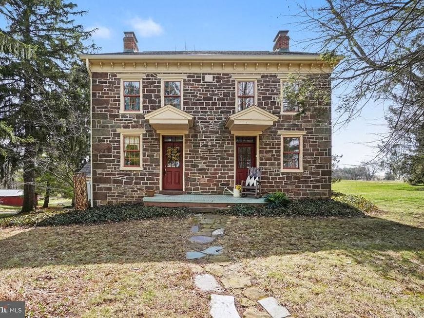 950 W Spring Valley Road, Wellsville, PA 17365 Main Photo