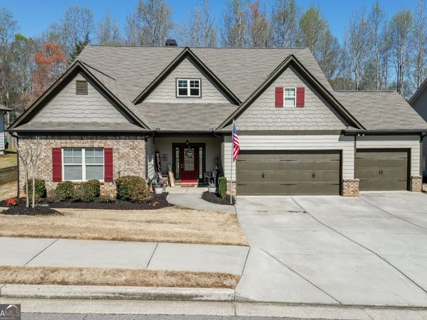 331 Hemlock Court, Hoschton, GA 30548