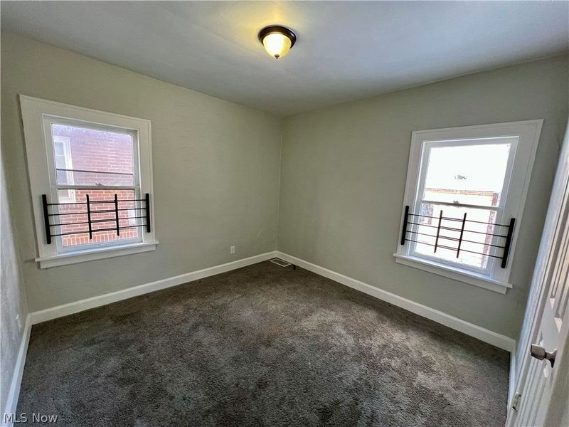 907 Rondel Road , Cleveland, OH 44110 Photo 16