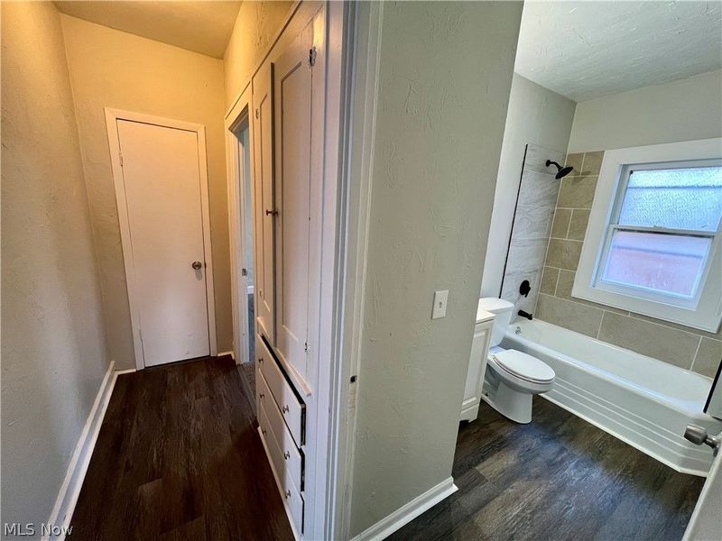 907 Rondel Road, Cleveland, OH 44110 Photo 18