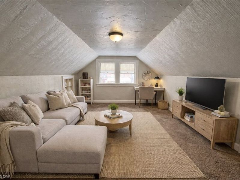 907 Rondel Road , Cleveland, OH 44110 Photo 6