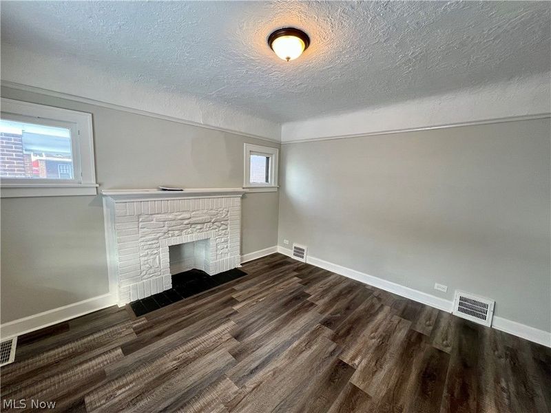 907 Rondel Road, Cleveland, OH 44110 Photo 9