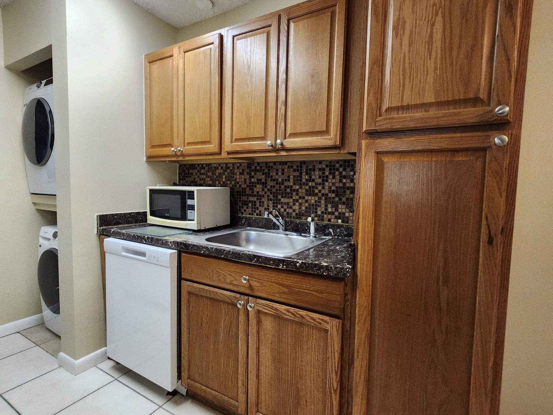 545 Trace Circle, Unit 105, Deerfield Beach, FL 33441 Photo